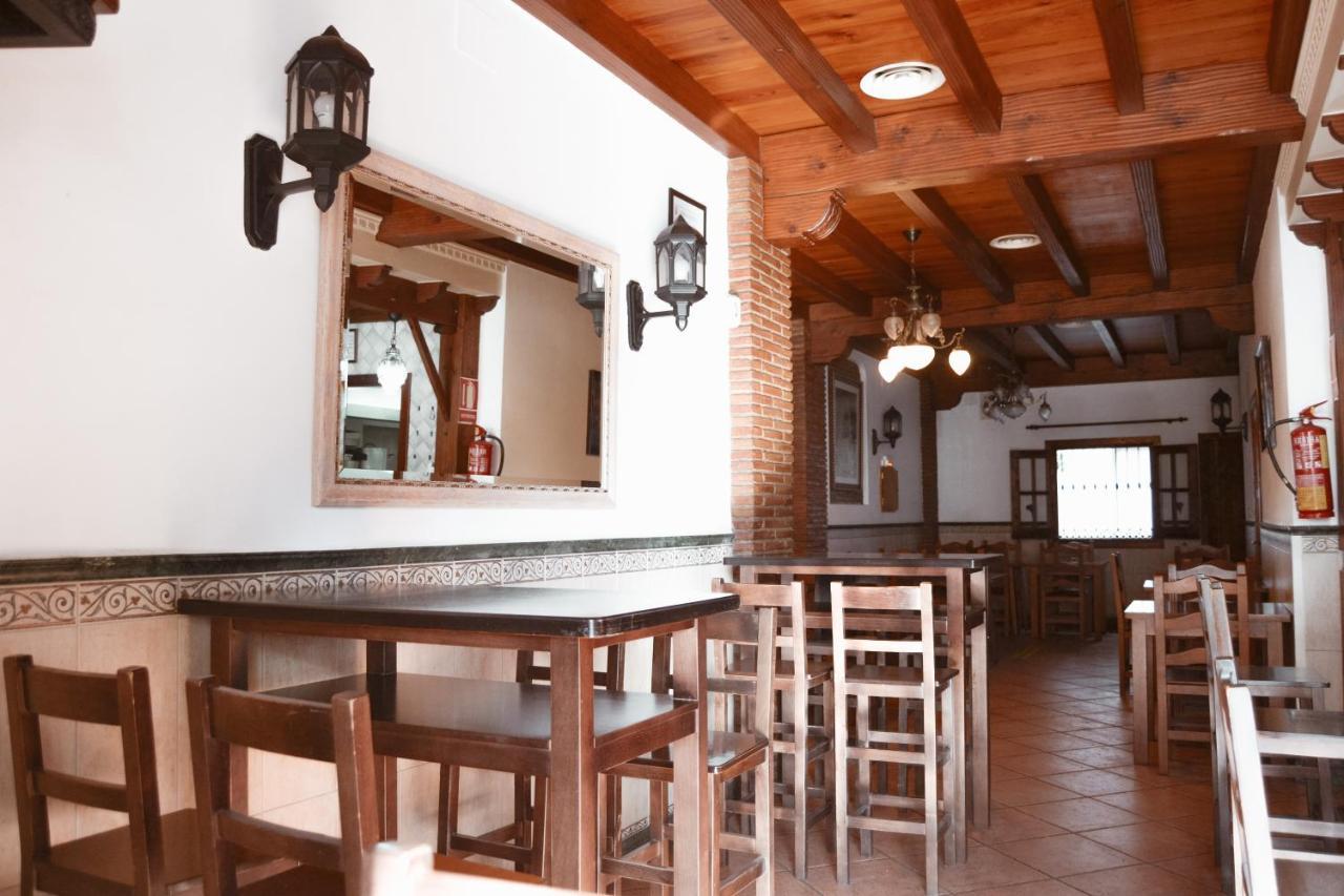 Hotel La Morena Фуeнхирола Екстериор снимка