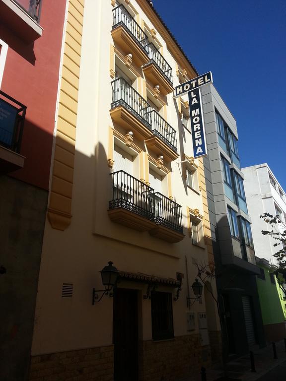 Hotel La Morena Фуeнхирола Екстериор снимка