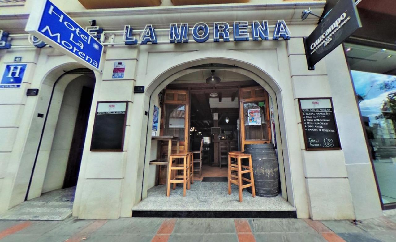 Hotel La Morena Фуeнхирола Екстериор снимка